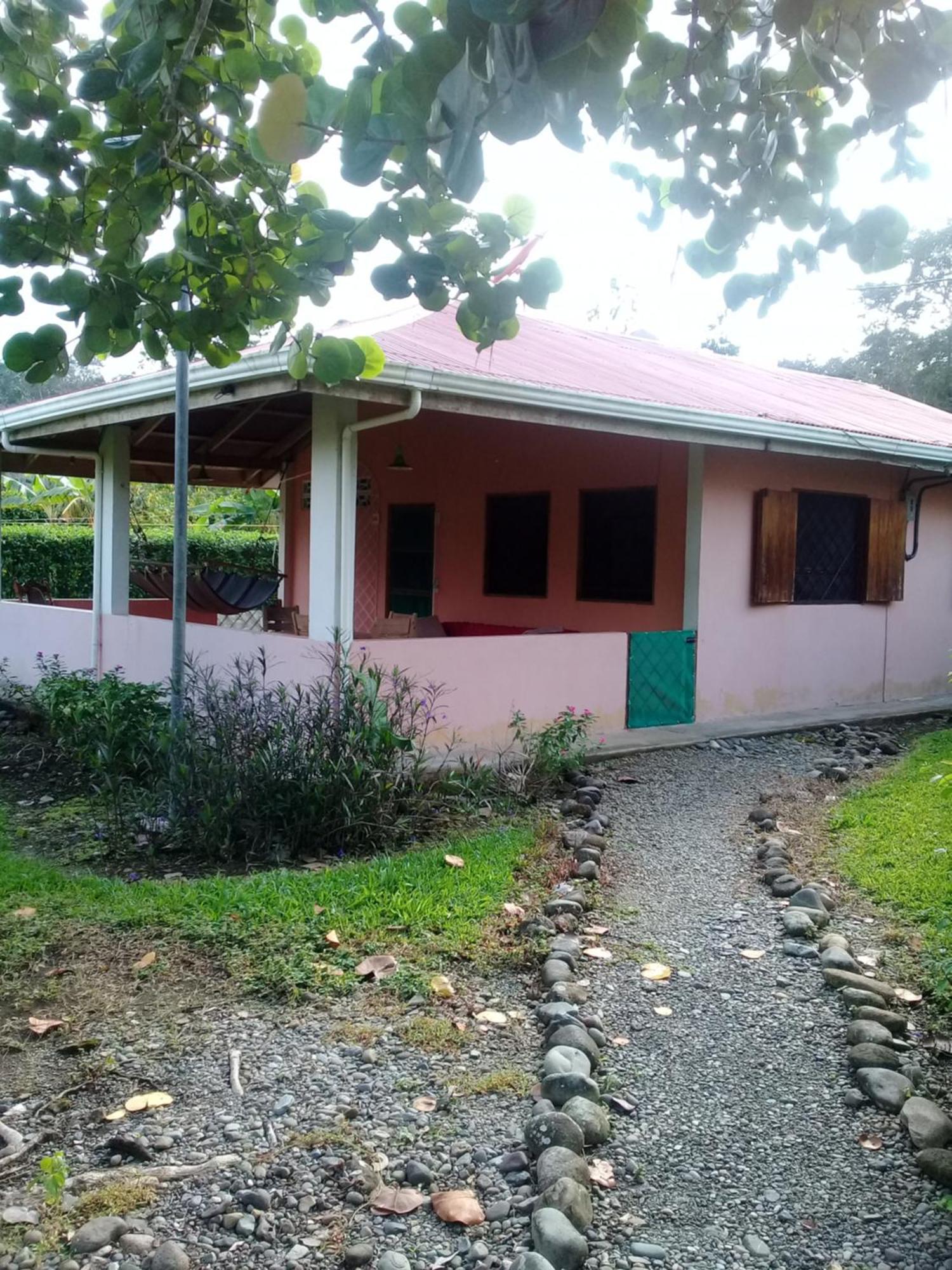 Cabinas Los Tucanes Кауита Экстерьер фото